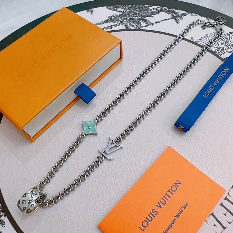 LV Necklace 01yxx284
